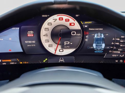 Certified 2025 Ferrari Roma Spider RWD image 18