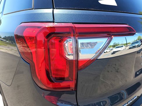 Used 2020 GMC Acadia SLT FWD image 31