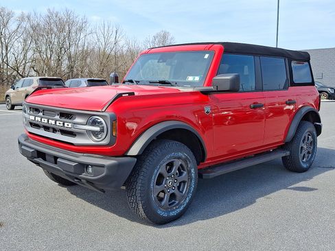 Used 2023 Ford Bronco Big Bend AWD/4WD image 3