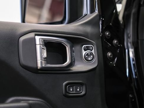 Used 2024 Jeep Wrangler Unlimited Sport image 76