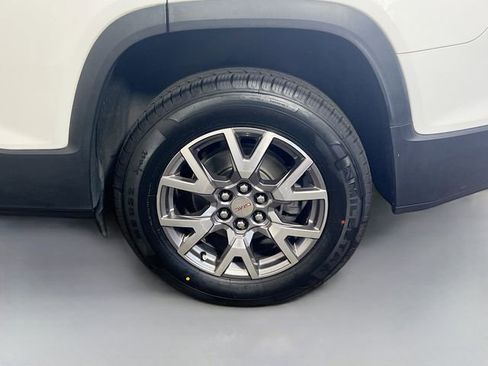 Used 2020 GMC Acadia SLT FWD image 24