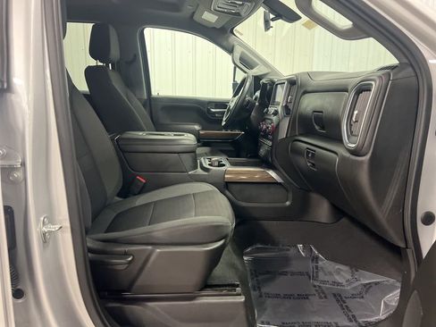 Certified 2022 Chevrolet Silverado 1500 RST w/ Redline Edition image 9