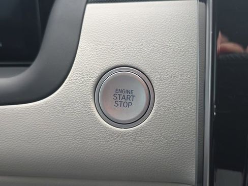 Certified 2024 Hyundai Tucson Limited FWD image 15