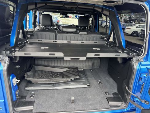 Used 2024 Jeep Wrangler Unlimited Sahara w/ Safety Group image 21