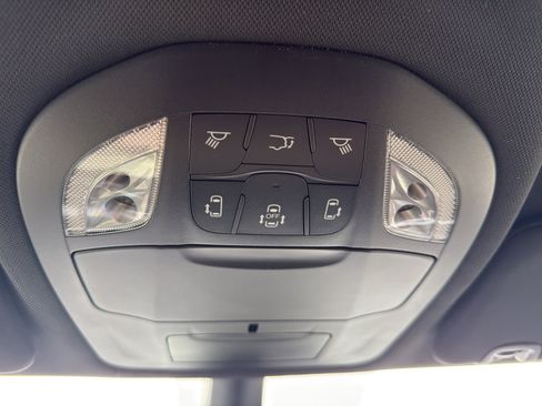 New 2026 Chrysler Pacifica Select FWD image 22