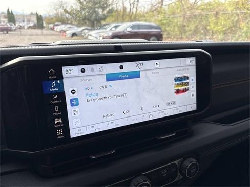 Used 2024 Jeep Gladiator Mojave image 32