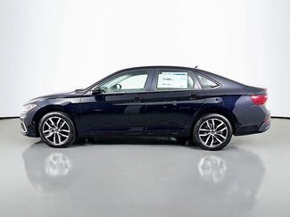 New 2026 Volkswagen Jetta SE FWD video 4