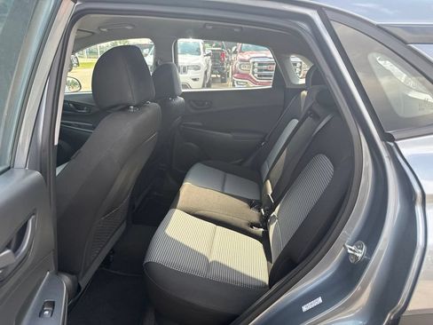Used 2019 Hyundai Kona SE AWD/4WD image 10