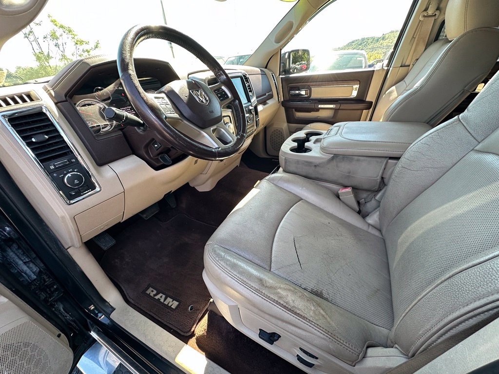 Used 2016 RAM 1500 Laramie w/ Cold Weather Group AWD/4WD image 18