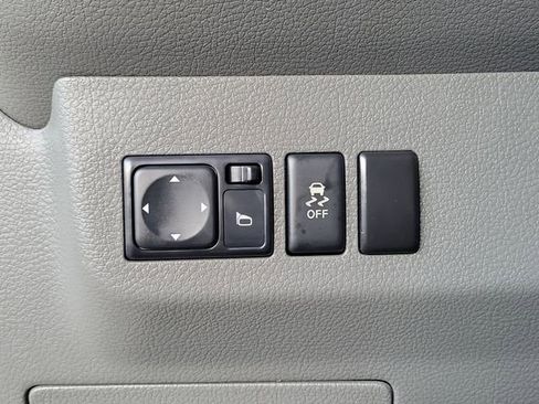 Used 2020 Nissan NV 2500 S RWD image 23