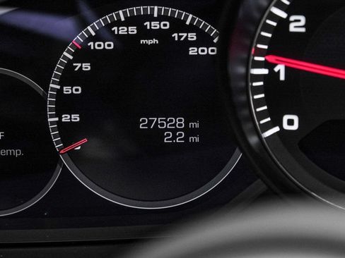 Used 2020 Porsche Cayenne Turbo AWD/4WD image 19