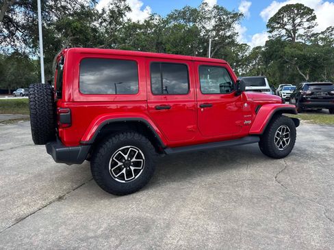 Used 2024 Jeep Wrangler Unlimited Sahara AWD/4WD image 3