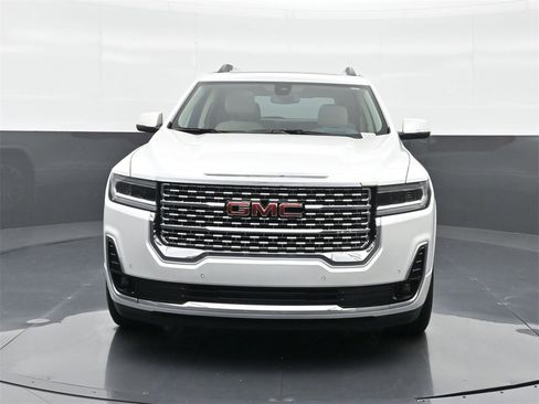 Used 2023 GMC Acadia Denali image 15