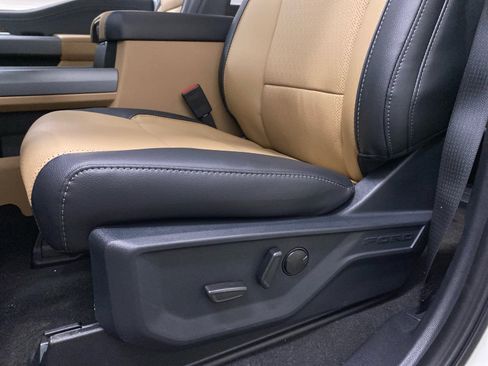 New 2026 Ford F350 Lariat w/ Black Appearance Package image 39