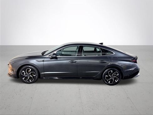 Used 2024 Hyundai Sonata SEL FWD image 9