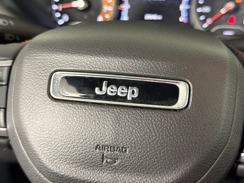 Used 2024 Jeep Compass Trailhawk image 22