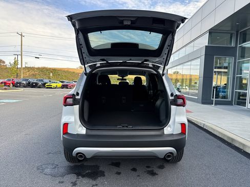 New 2026 Ford Escape Active image 7