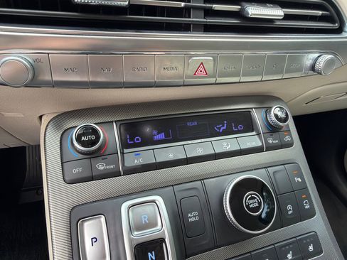 Used 2020 Hyundai Palisade Limited FWD image 32