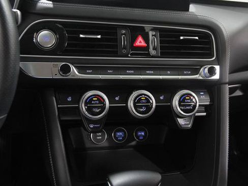 Certified 2023 Genesis G70 2.0T AWD/4WD image 14
