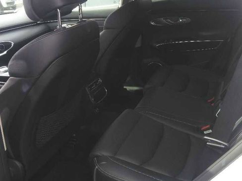 Used 2025 Genesis GV70 2.5T image 4