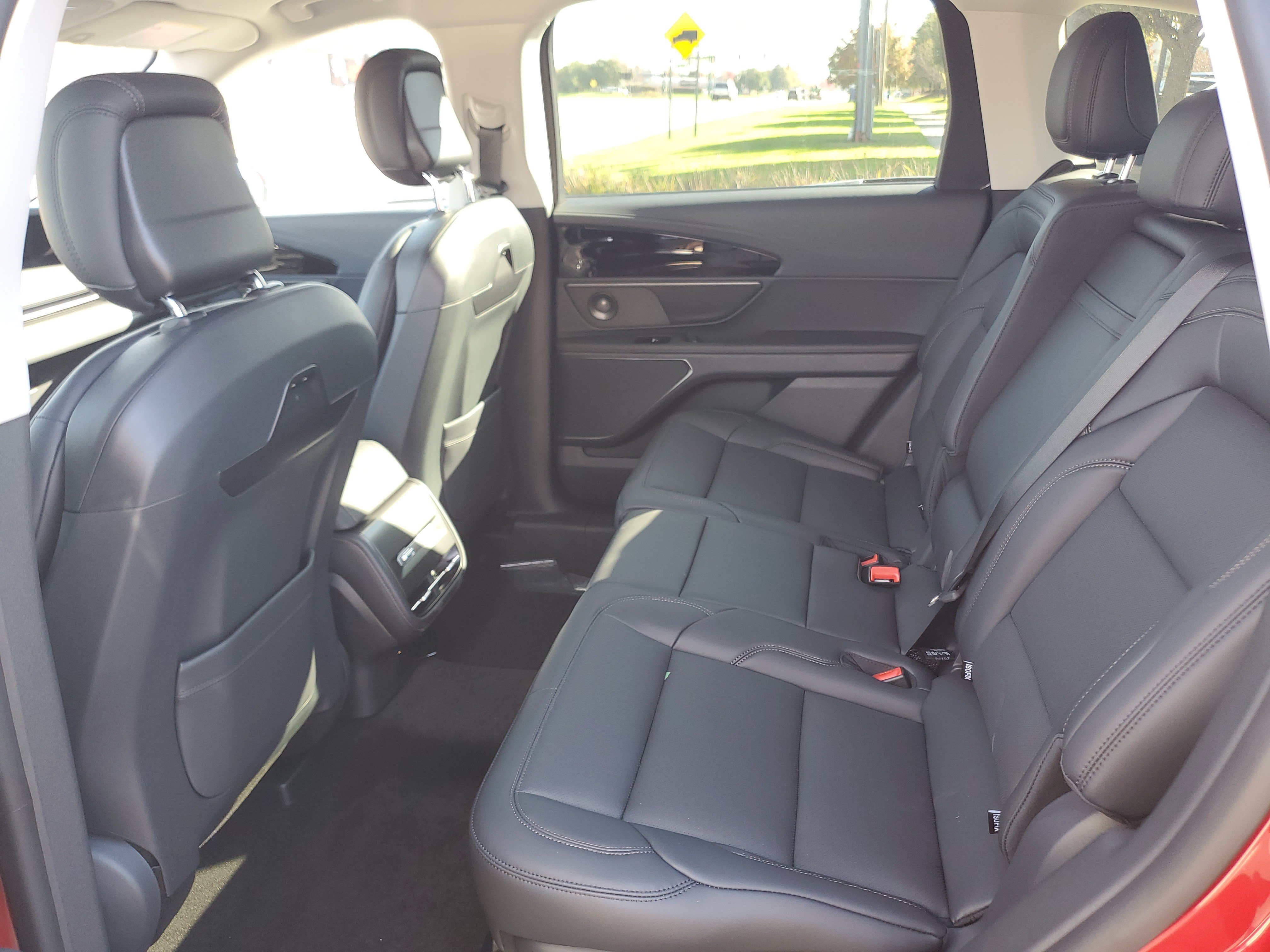New 2026 Lincoln Nautilus Premier w/ Equipment Group 102A AWD/4WD image 27