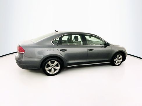 Used 2012 Volkswagen Passat 2.5 SE image 10