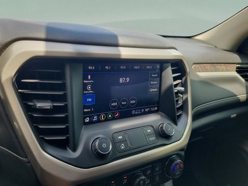 Used 2021 GMC Acadia Denali w/ Denali Technology Package FWD image 28