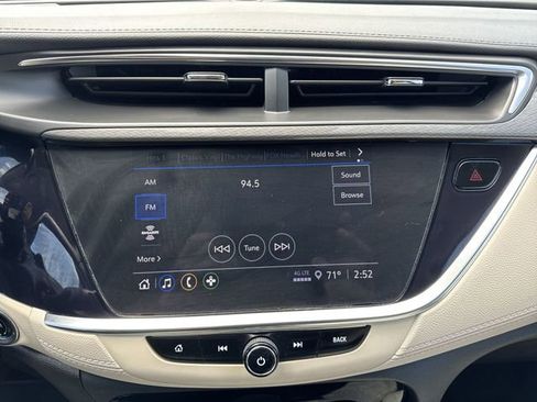 Used 2023 Buick Encore GX Preferred w/ Cold Weather Comfort Package FWD image 13
