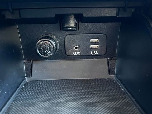 Used 2017 Subaru Outback 2.5i Premium image 28