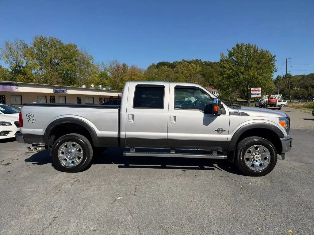 Used 2015 Ford F250 Lariat w/ Lariat Ultimate Package AWD/4WD image 9