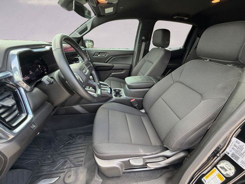 Used 2024 GMC Canyon Elevation RWD image 9