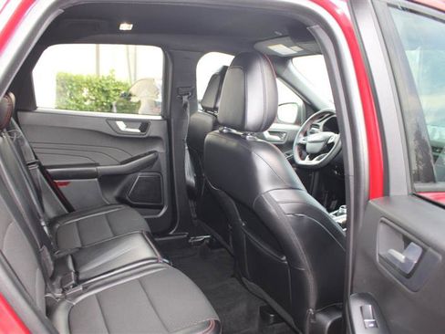 Used 2023 Ford Escape ST-Line AWD/4WD image 12