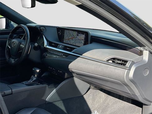 Used 2019 Lexus ES 350 w/ Premium Package FWD image 30