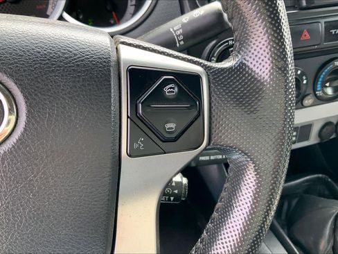 Used 2015 Toyota Tacoma 4x4 Access Cab w/ Convenience Package image 23