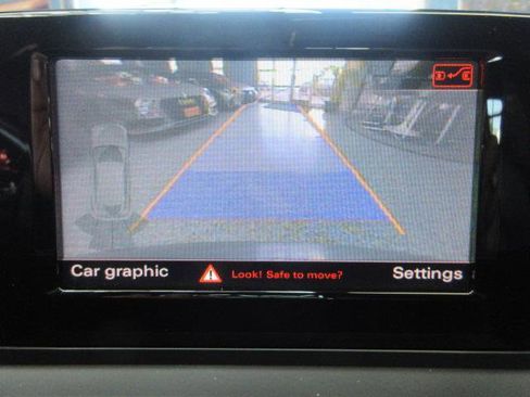 Used 2018 Audi Q3 2.0T Premium w/ Convenience Package AWD/4WD image 20