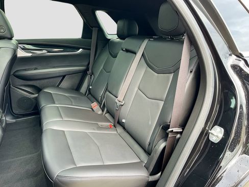 Certified 2024 Cadillac XT5 Premium Luxury AWD/4WD image 32