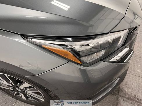 Used 2025 Nissan Versa SV FWD image 8
