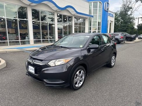 Used 2016 Honda HR-V LX image 4