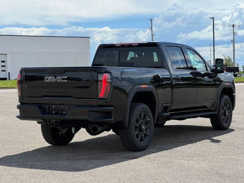 New 2026 GMC Sierra 2500 AT4 w/ AT4 Premium Plus Package AWD/4WD image 57