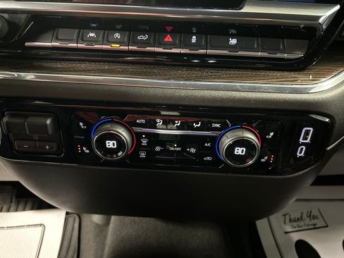 Used 2025 Chevrolet Silverado 1500 LT image 19