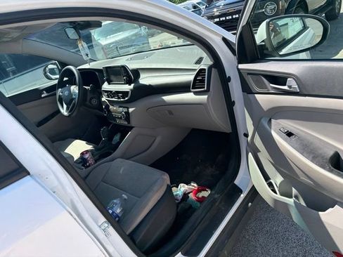Used 2021 Hyundai Tucson SE AWD/4WD image 35