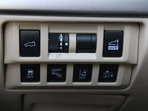 Used 2019 Subaru Outback 2.5i Limited image 24