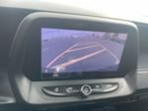 Used 2021 Chevrolet Camaro LT image 4