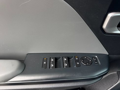 Certified 2025 Kia K4 FWD image 10