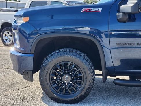Used 2021 Chevrolet Silverado 2500 LTZ w/ LTZ Plus Package AWD/4WD image 8