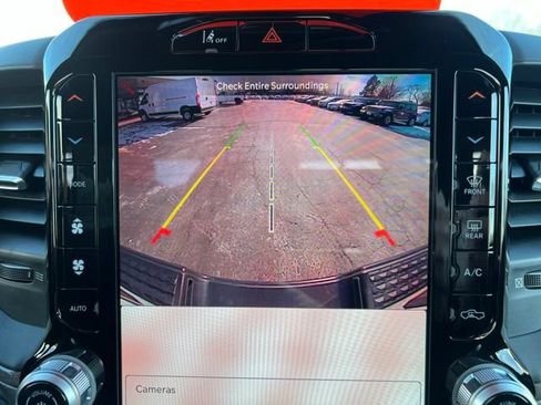 Used 2025 RAM 2500 Tradesman w/ Safety Group AWD/4WD image 11