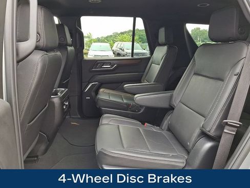 Used 2025 GMC Yukon Denali AWD/4WD image 18