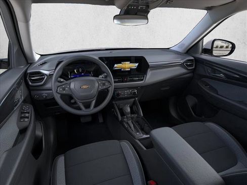 New 2026 Chevrolet TrailBlazer LT w/ Driver Confidence Package FWD image 15