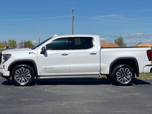 Used 2024 GMC Sierra 1500 Denali Ultimate AWD/4WD image 7