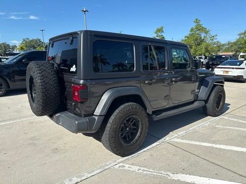 Used 2020 Jeep Wrangler Unlimited Sport S AWD/4WD image 3